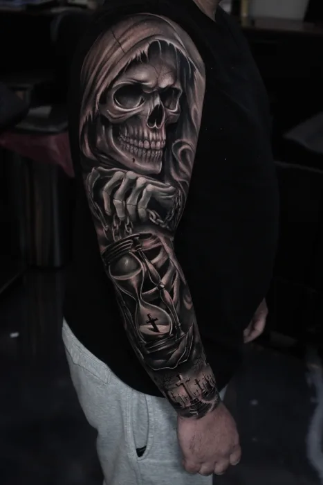 Black & Grey Realism